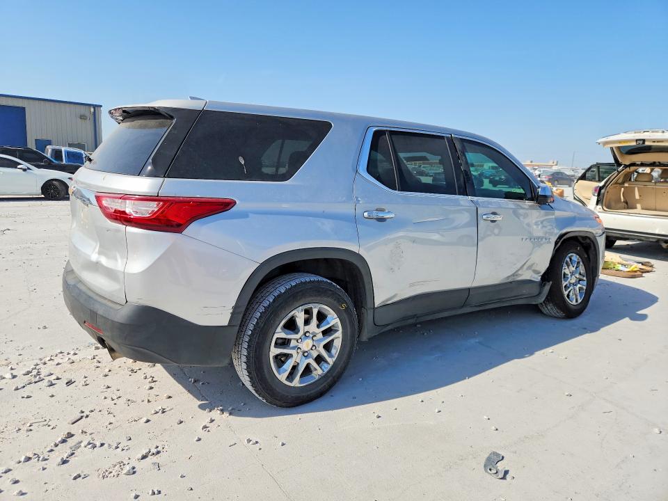 Снимка 3 от търг – 2019 CHEVROLET TRAVERSE с VIN 1GNERFKW7KJ242207