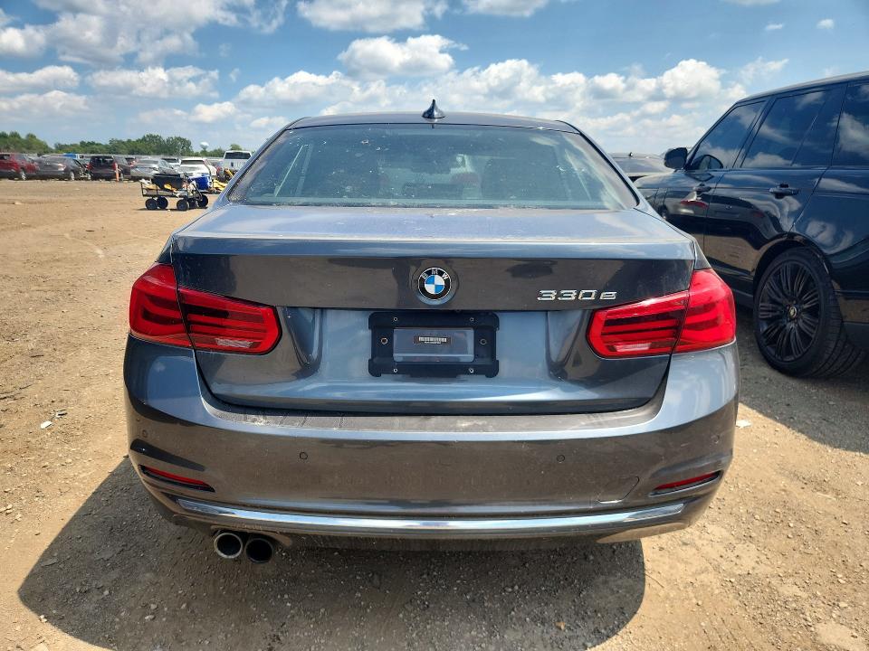 Photo 6 from auction – 2016 BMW 330E with VIN WBA8E1C52GK479535