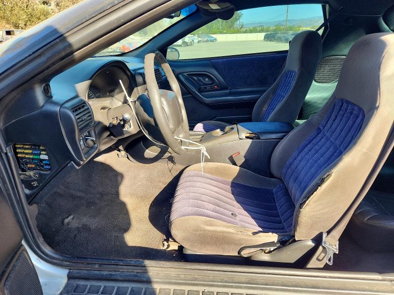 Photo 7 from auction – 2000 CHEVROLET CAMARO with VIN 2G1FP22G9Y2132222
