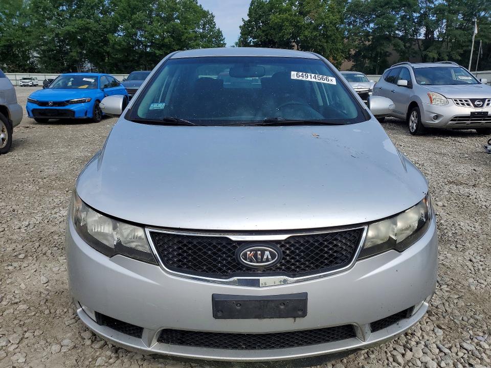 Photo 5 from auction – 2010 KIA FORTE with VIN KNAFW4A37A5227857