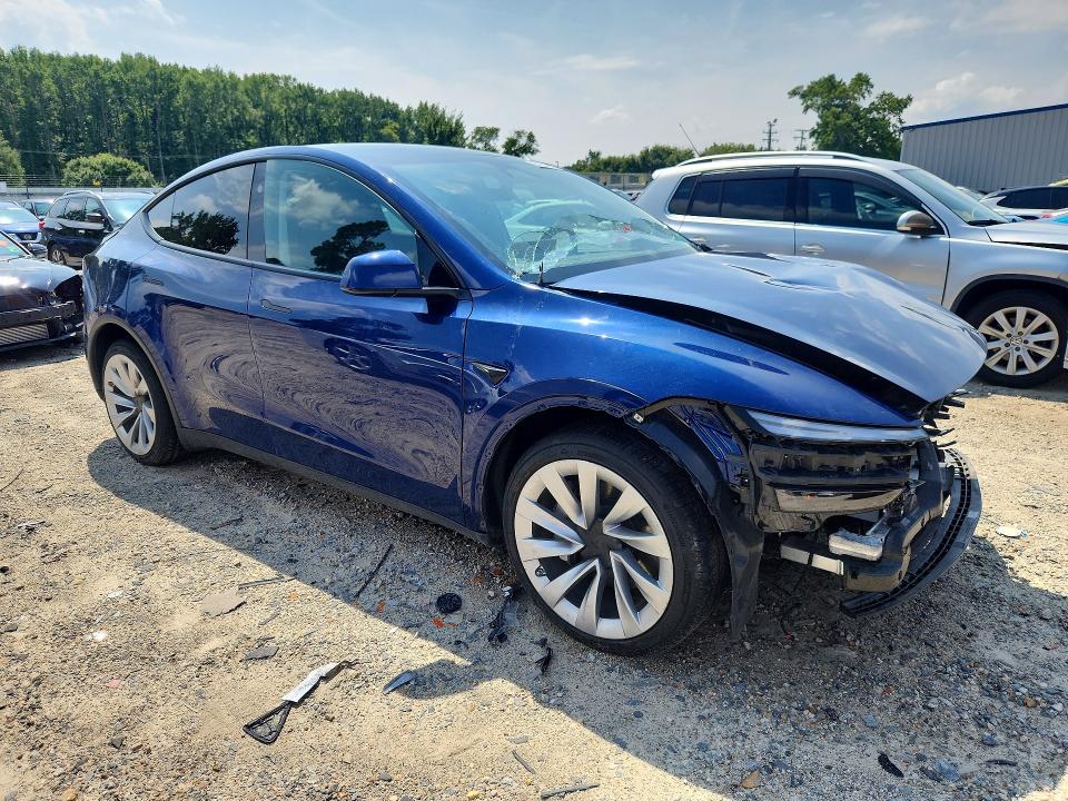 Photo 4 from auction – 2026 TESLA MODEL Y with VIN 7SAYGDEE4TF347592
