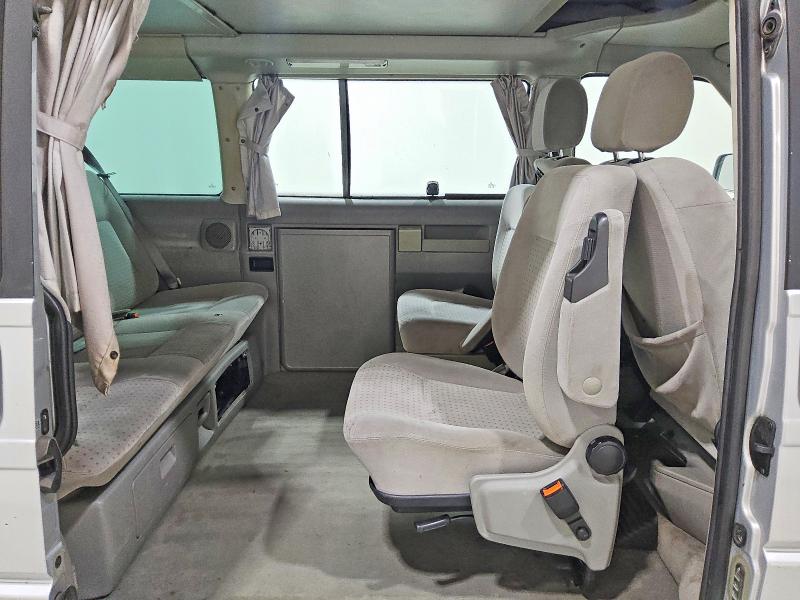 Photo 11 from auction – 2002 VOLKSWAGEN EUROVAN with VIN WV2NB47012H017117