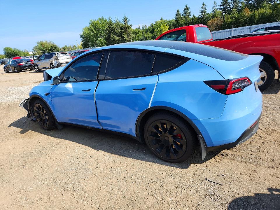 Снимка 2 от търг – 2021 TESLA MODEL Y с VIN 5YJYGAEE8MF180280