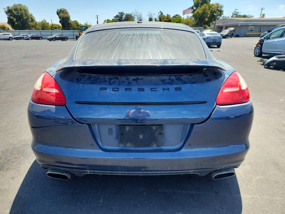 Photo 6 from auction – 2013 PORSCHE PANAMERA with VIN WP0AA2A71DL012316