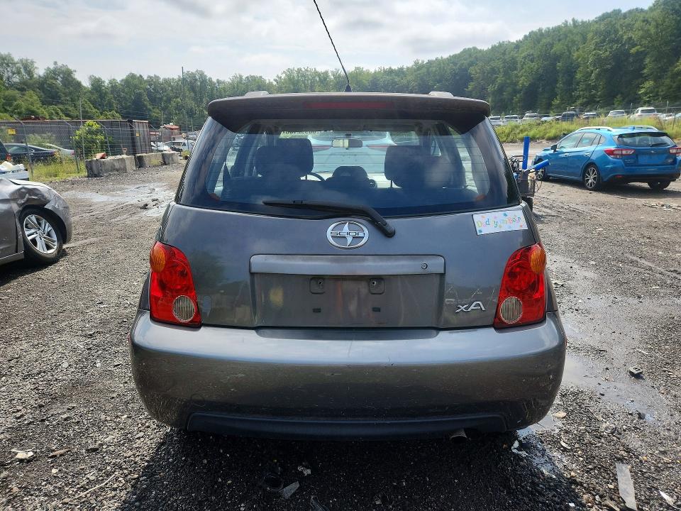 Photo 6 from auction – 2005 SCION XA with VIN JTKKT624250117341