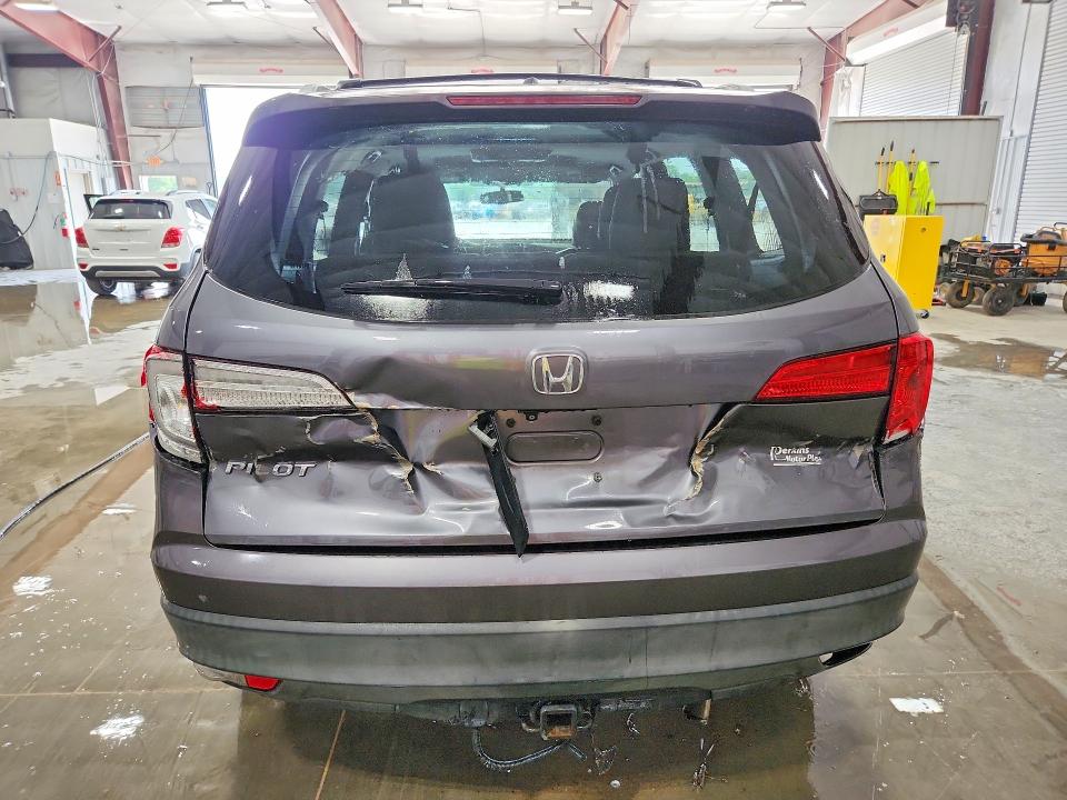 Photo 6 from auction – 2017 HONDA PILOT with VIN 5FNYF5H8XHB009410