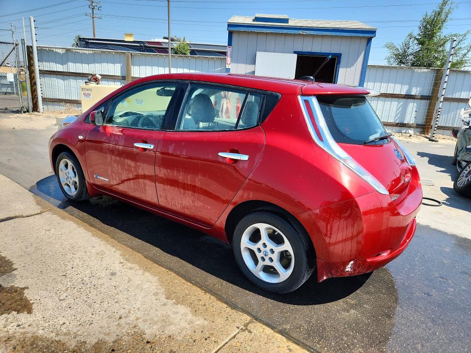 Foto 2 de la subasta – 2011 NISSAN LEAF con VIN JN1AZ0CP4BT002535