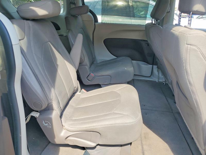 Фото 11 с аукциона – 2018 CHRYSLER PACIFICA с VIN 2C4RC1FG1JR133379