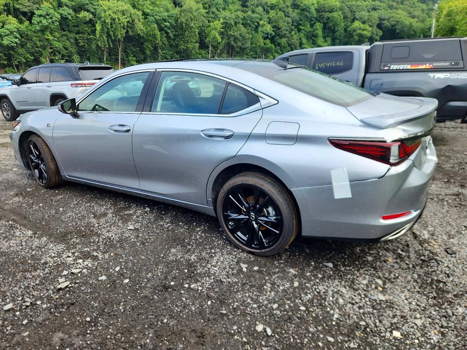 Photo 2 from auction – 2025 LEXUS ES 350 with VIN 58ADZ1B10SU185587