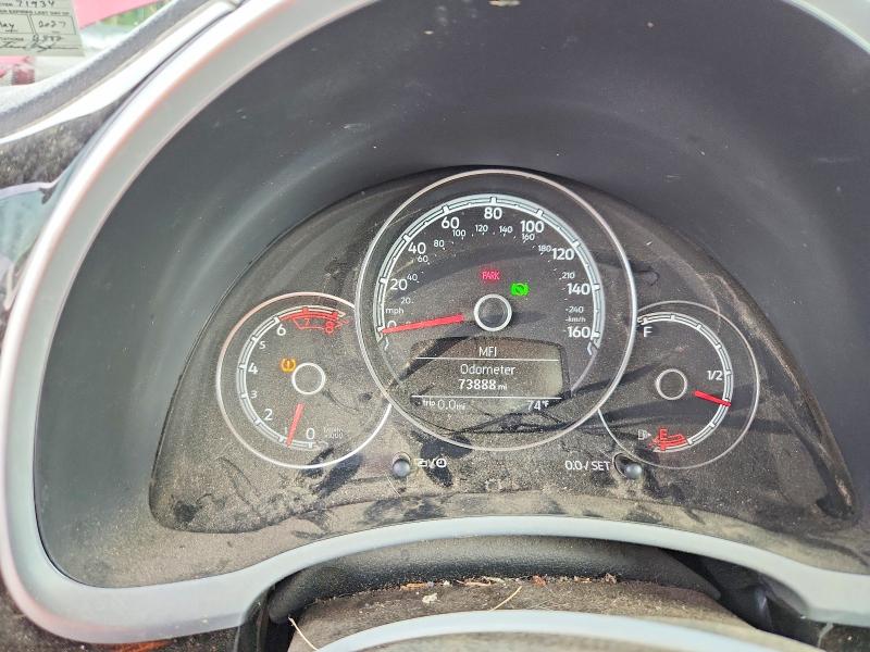 Photo 9 from auction – 2017 VOLKSWAGEN BEETLE with VIN 3VWF17AT7HM604434