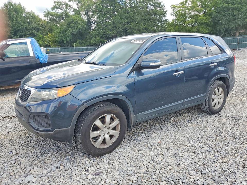 KIA SORENTO 2011 with VIN 5XYKT3A11BG109282 - Photo from auction