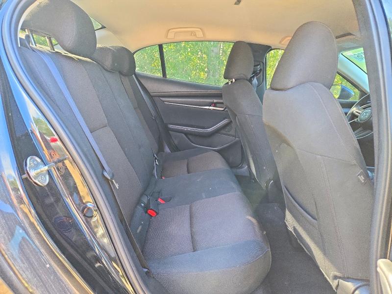 Photo 10 from auction – 2019 MAZDA 3 with VIN JM1BPAB75K1119972