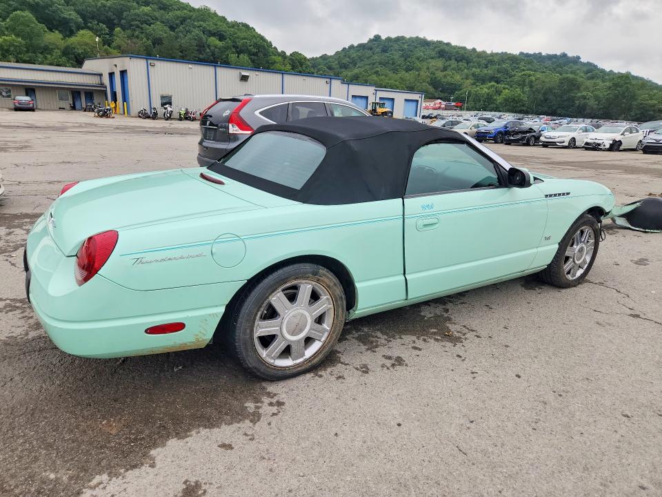 Photo 3 from auction – 2004 FORD THUNDERBIRD with VIN 1FAHP60A94Y100833