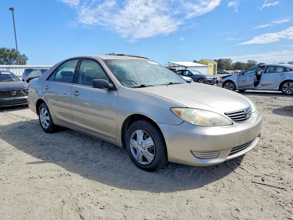 Photo 4 from auction – 2006 TOYOTA CAMRY with VIN 4T1BE32K06U650485