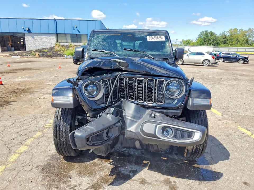 Photo 5 from auction – 2026 JEEP GLADIATOR with VIN 1C6PJTAG5TL181535