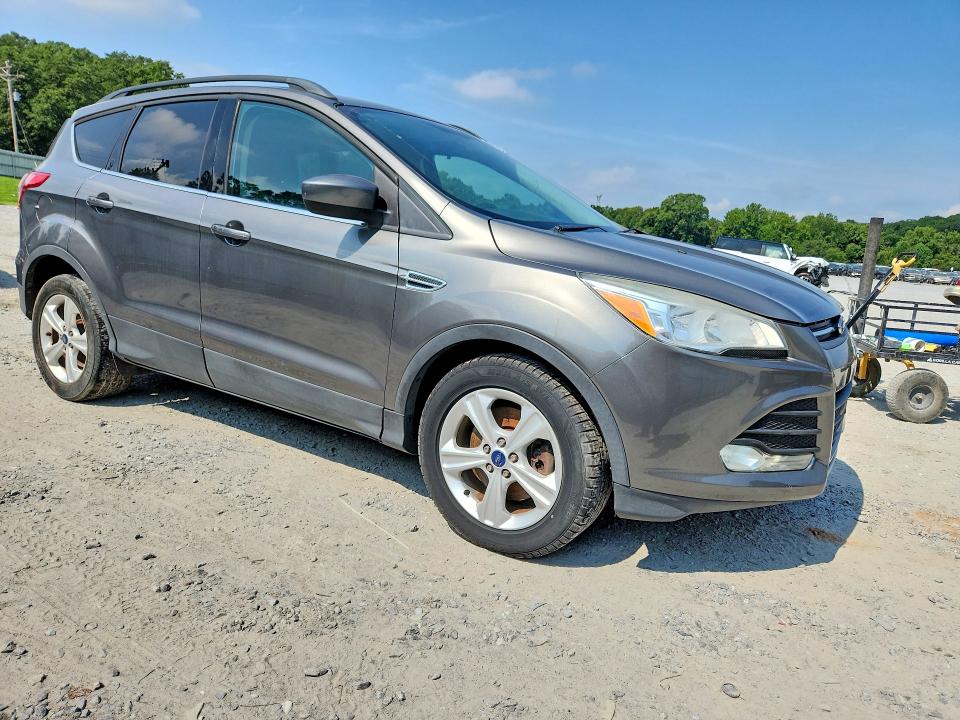 Photo 4 from auction – 2014 FORD ESCAPE with VIN 1FMCU9GX8EUB53052