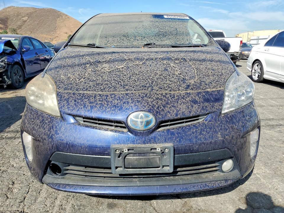 Photo 5 from auction – 2012 TOYOTA PRIUS with VIN JTDKN3DU1C1555577