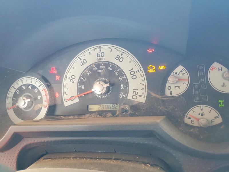 Photo 9 from auction – 2007 TOYOTA FJ CRUISER with VIN JTEBU11F470054946