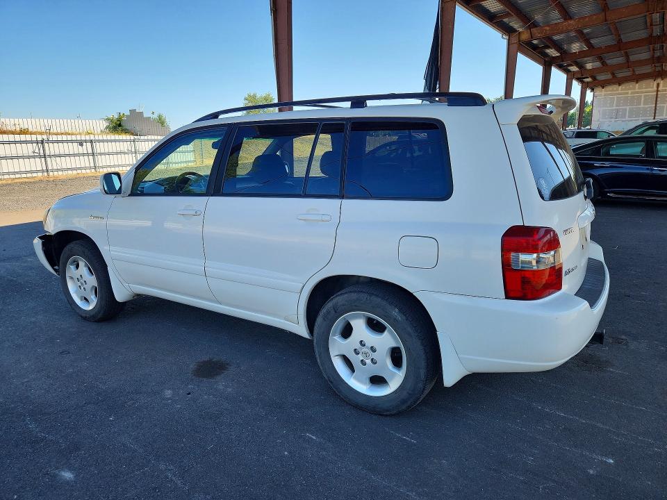Photo 2 from auction – 2004 TOYOTA HIGHLANDER with VIN JTEEP21A240038108