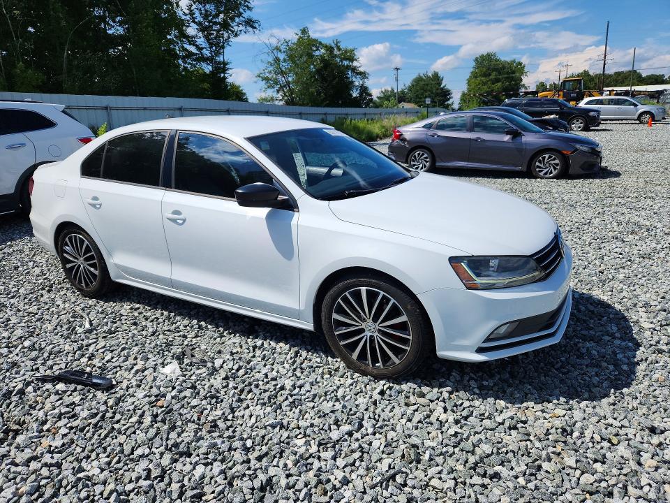 Снимка 4 от търг – 2017 VOLKSWAGEN JETTA с VIN 3VWD17AJ5HM299277