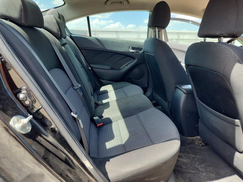 Photo 10 from auction – 2015 KIA FORTE with VIN KNAFX4A67F5378714