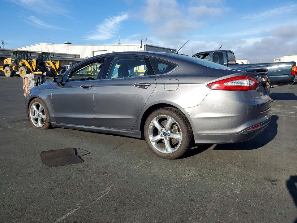 Photo 2 from auction – 2014 FORD FUSION with VIN 3FA6P0H71ER228206