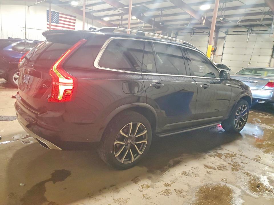 Photo 3 from auction – 2017 VOLVO XC90 with VIN YV4A22PK6H1105274