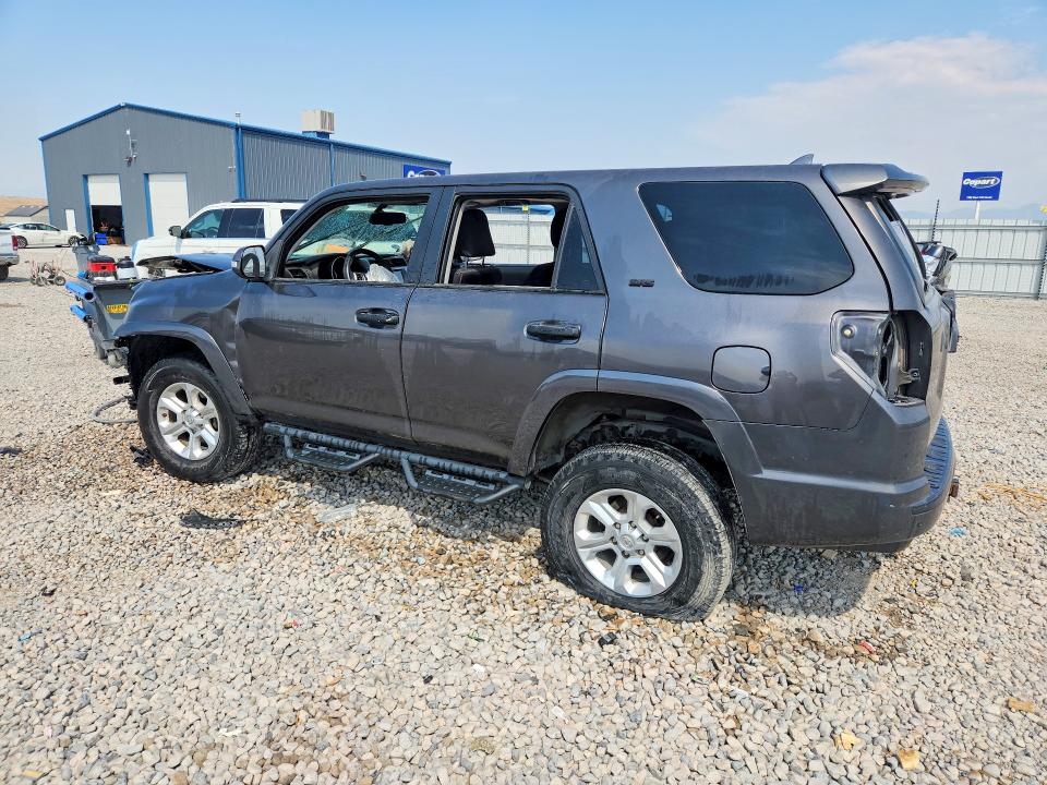 Photo 2 from auction – 2011 TOYOTA 4RUNNER with VIN JTEBU5JR5B5066505