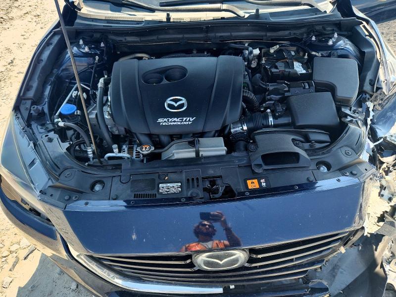 Photo 11 from auction – 2018 MAZDA 3 with VIN 3MZBN1W39JM174131
