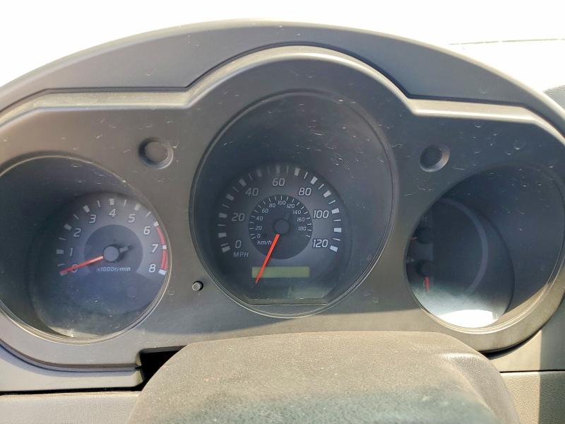 Photo 9 from auction – 2002 NISSAN FRONTIER with VIN 1N6DD26S52C335733