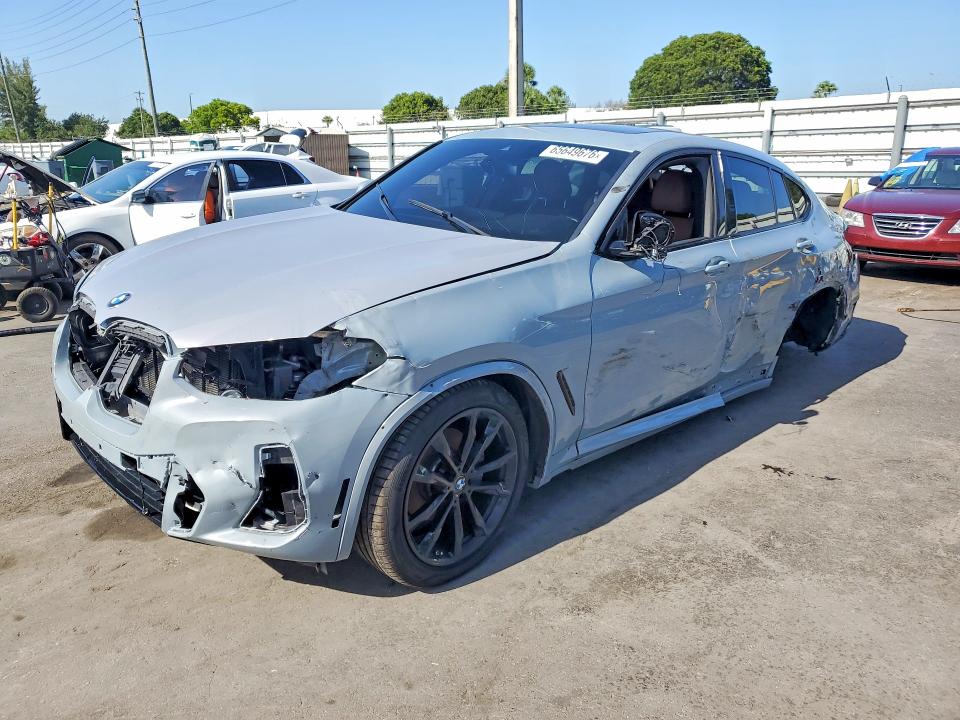 2024 BMW X4