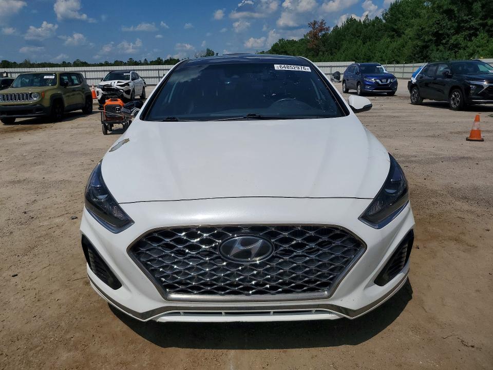 Photo 5 from auction – 2019 HYUNDAI SONATA with VIN 5NPE34AB5KH800481