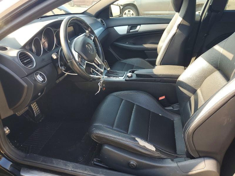 Снимка 7 от търг – 2015 MERCEDES-BENZ C с VIN WDDGJ4HBXFG417026