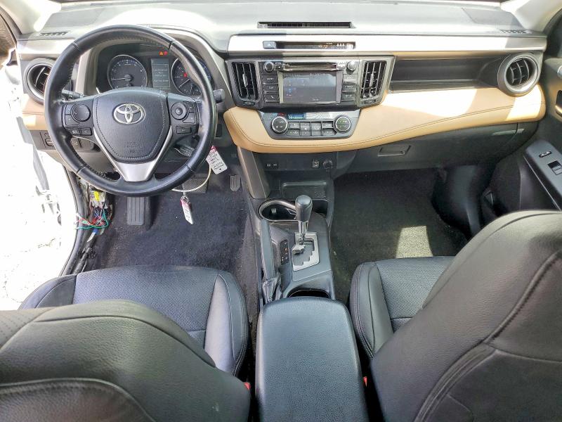 Photo 8 from auction – 2017 TOYOTA RAV4 with VIN JTMWFREV4HJ143735