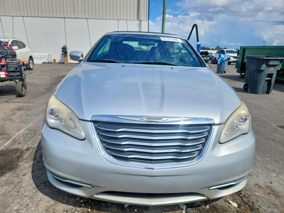 Photo 5 from auction – 2011 CHRYSLER 200 with VIN 1C3BC2EG3BN577908