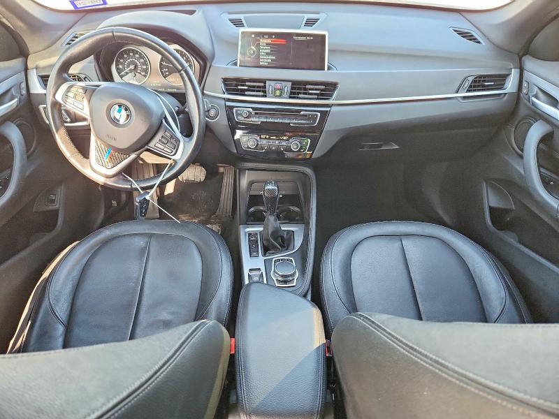 Zdjęcie 8 z aukcji – 2017 BMW X1 z VIN WBXHT3Z32H4A57108