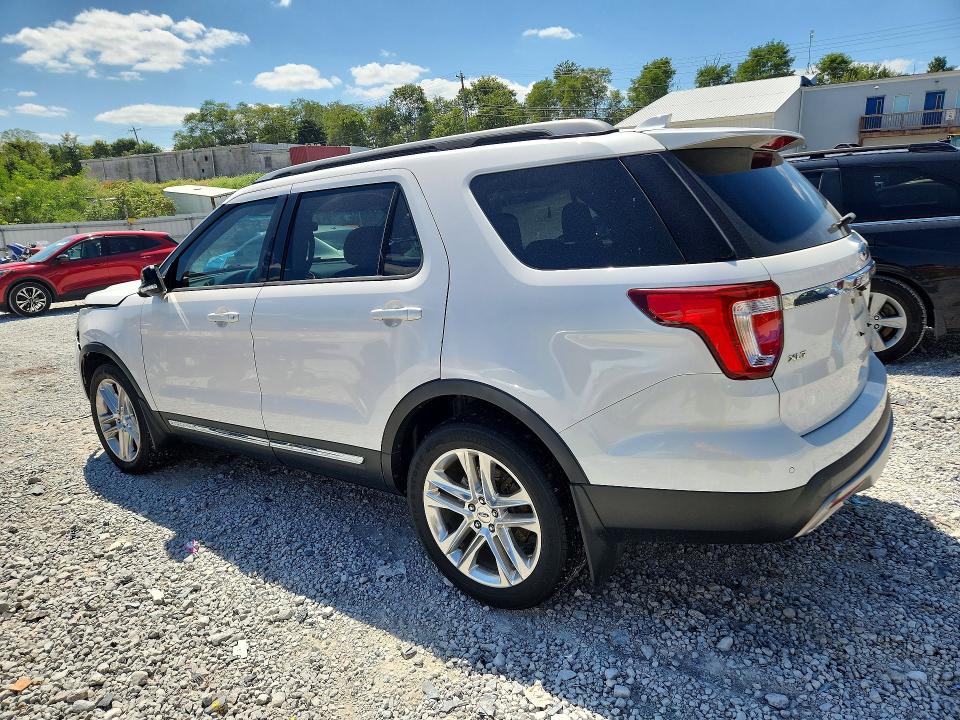 Photo 2 from auction – 2016 FORD EXPLORER with VIN 1FM5K8D80GGC56229