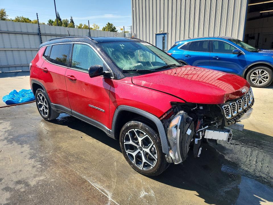 Photo 4 from auction – 2025 JEEP COMPASS with VIN 3C4NJDCN5ST600004