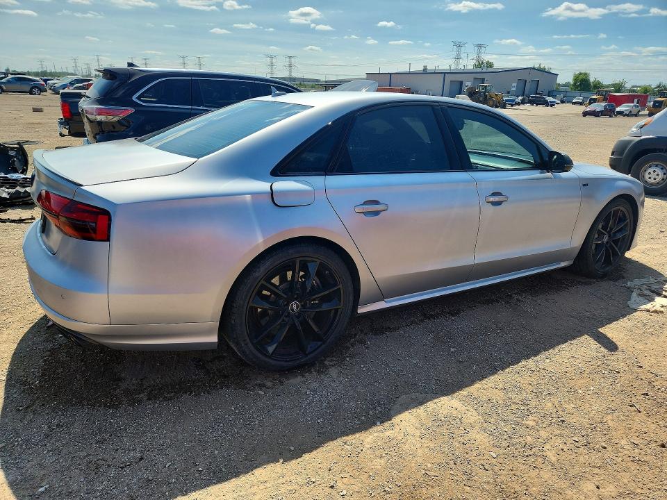 Photo 3 from auction – 2016 AUDI S8 with VIN WUAJ5AFD1GN900251