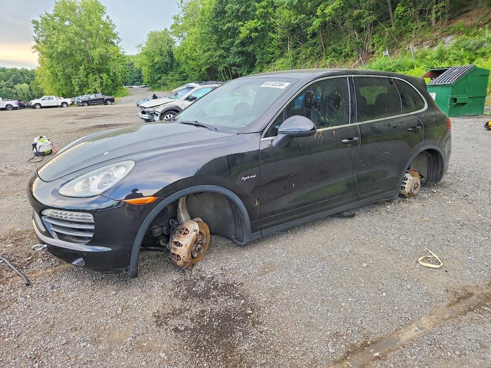PORSCHE CAYENNE 2012 with VIN WP1AE2A26CLA93688 - Photo from auction