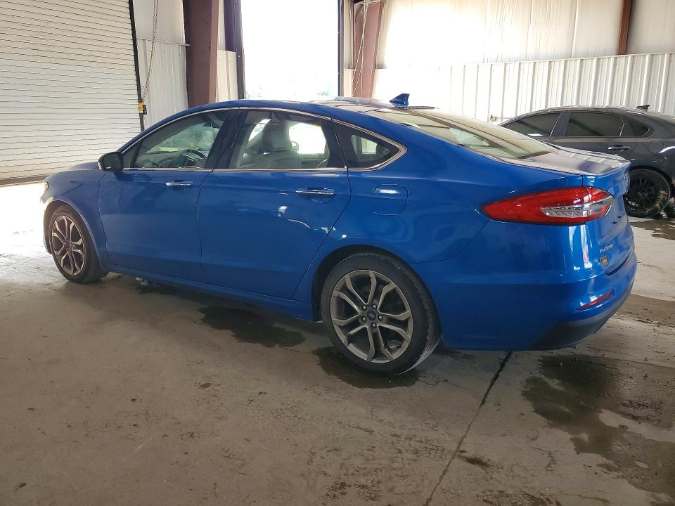 Foto 2 de la subasta – 2019 FORD FUSION con VIN 3FA6P0CD4KR219721
