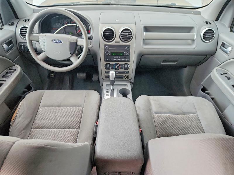 Photo 8 from auction – 2005 FORD FREESTYLE with VIN 1FMDK01145GA53460