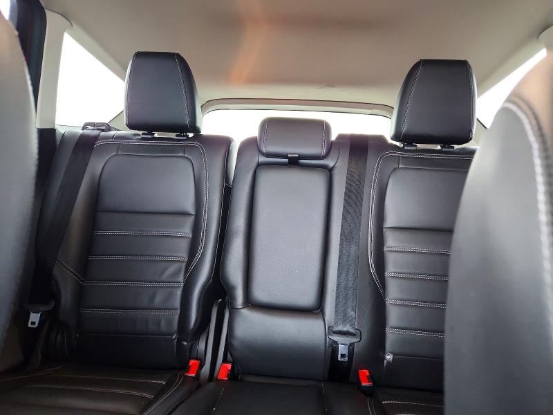 Photo 10 from auction – 2018 FORD ESCAPE with VIN 1FMCU0J96JUA07183