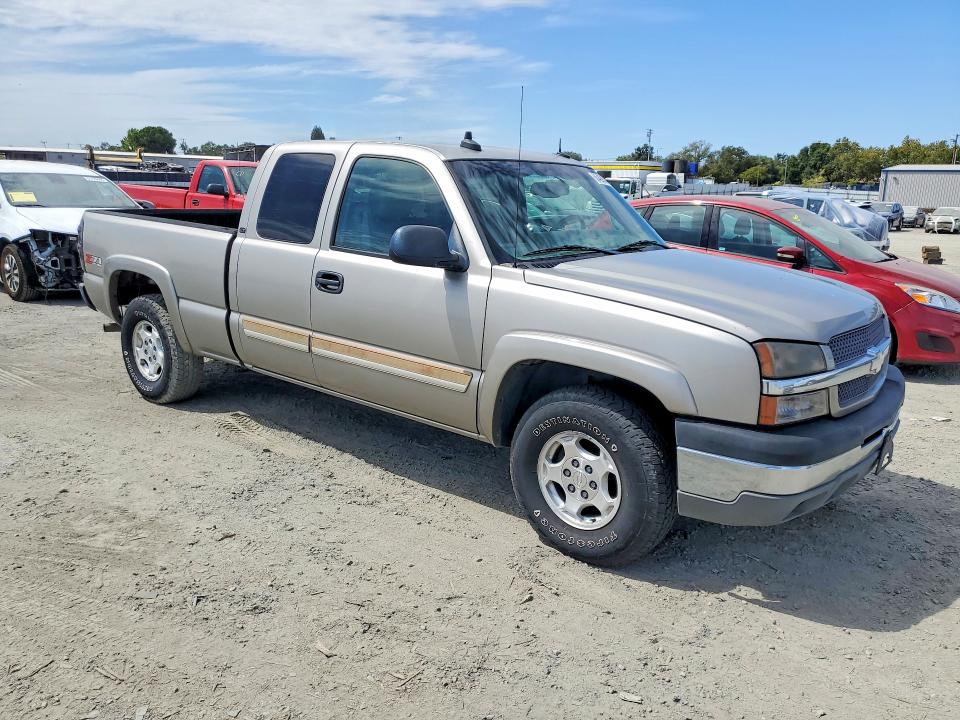 Photo 4 from auction – 2003 CHEVROLET SILVERADO with VIN 1GCEK19T03E131505