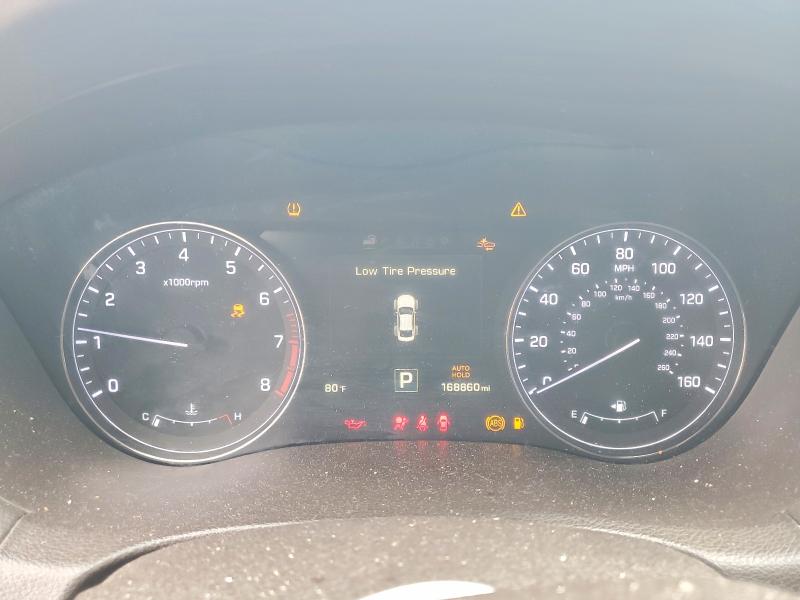 Photo 9 from auction – 2015 HYUNDAI GENESIS with VIN KMHGN4JE2FU069223