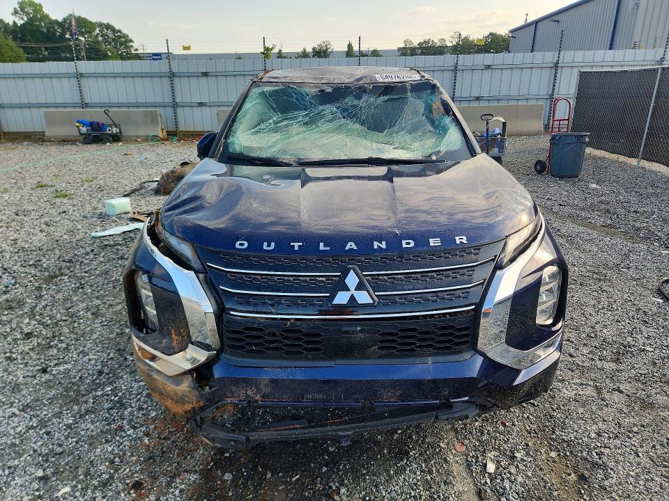 Photo 5 from auction – 2024 MITSUBISHI OUTLANDER with VIN JA4J3VA89RZ064182