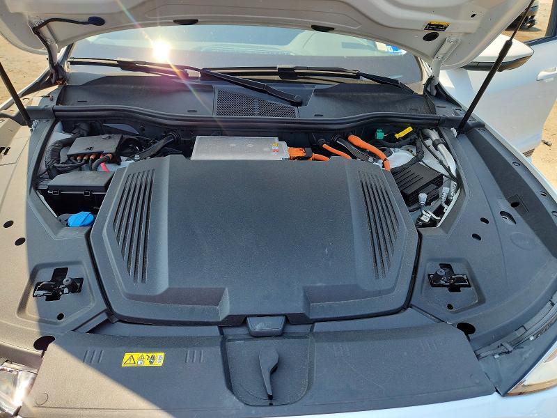 Photo 11 from auction – 2021 AUDI E-TRON with VIN WA1LAAGE2MB004976