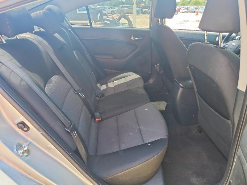 صورة رقم 10 من المزاد - 2015 KIA FORTE مع VIN KNAFX4A66F5369647