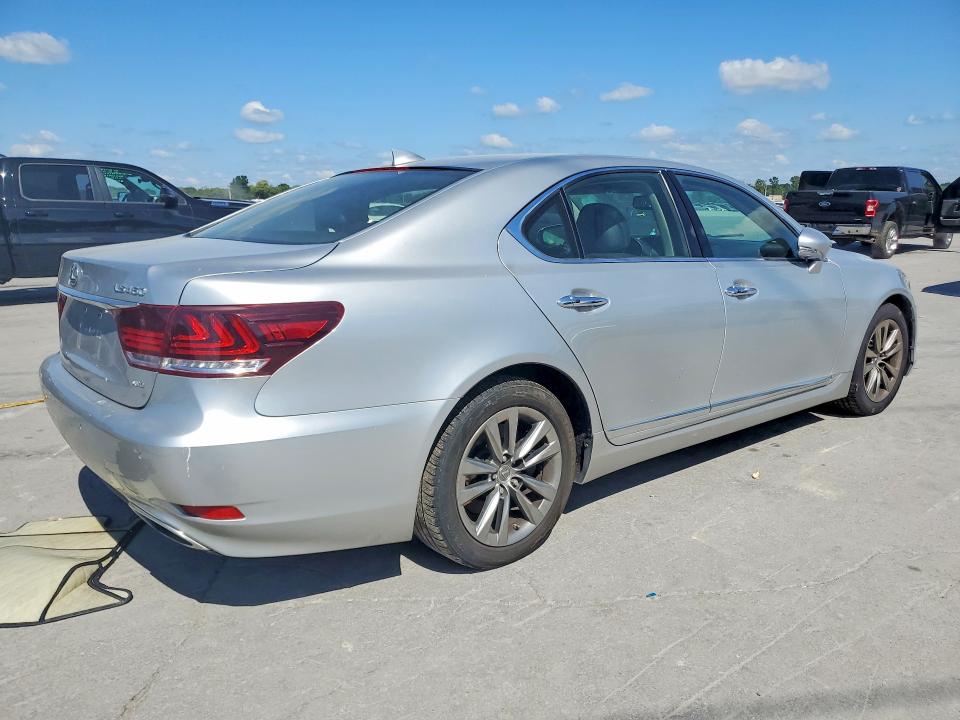 Photo 3 from auction – 2014 LEXUS LS with VIN JTHCL5EFXE5022496