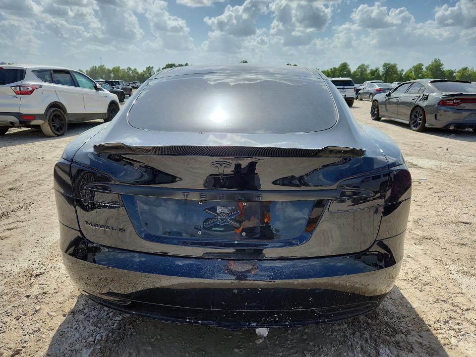 Photo 6 from auction – 2016 TESLA MODEL S with VIN 5YJSA1E10GF144320